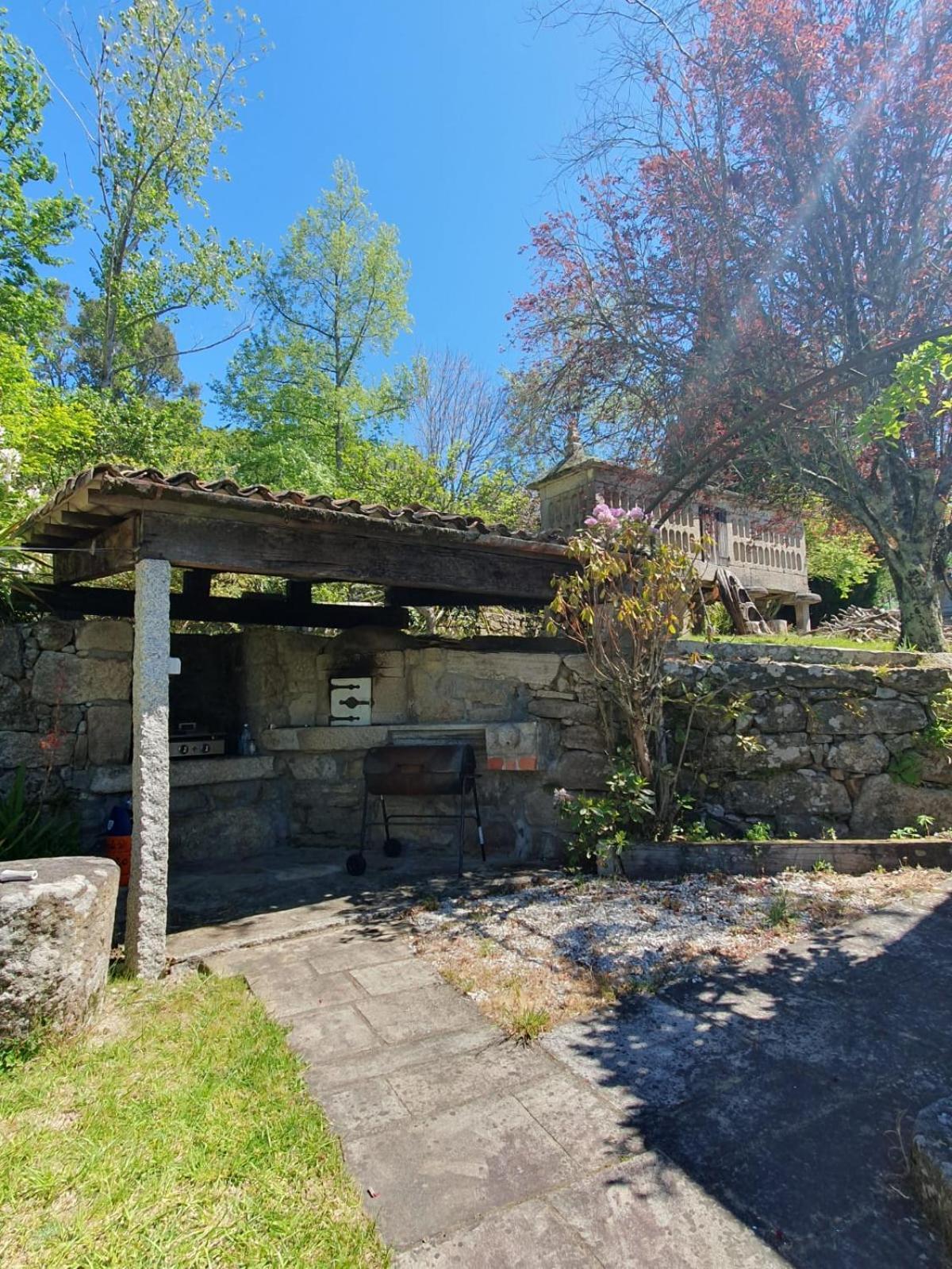 Casa Rural A Pousa Gondomar Con Piscina Villa Exterior foto